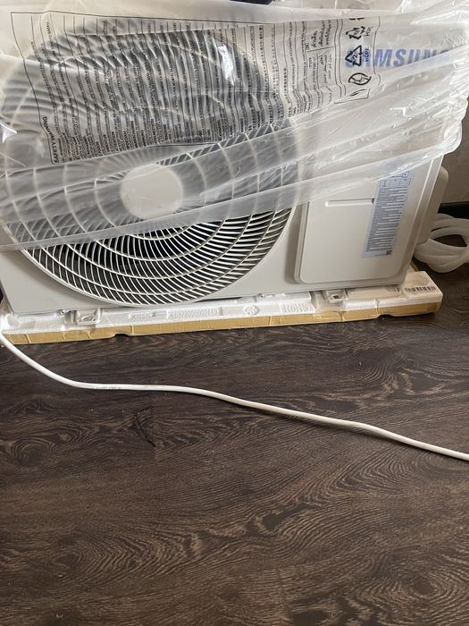 Кондиционер SAMSUNG
