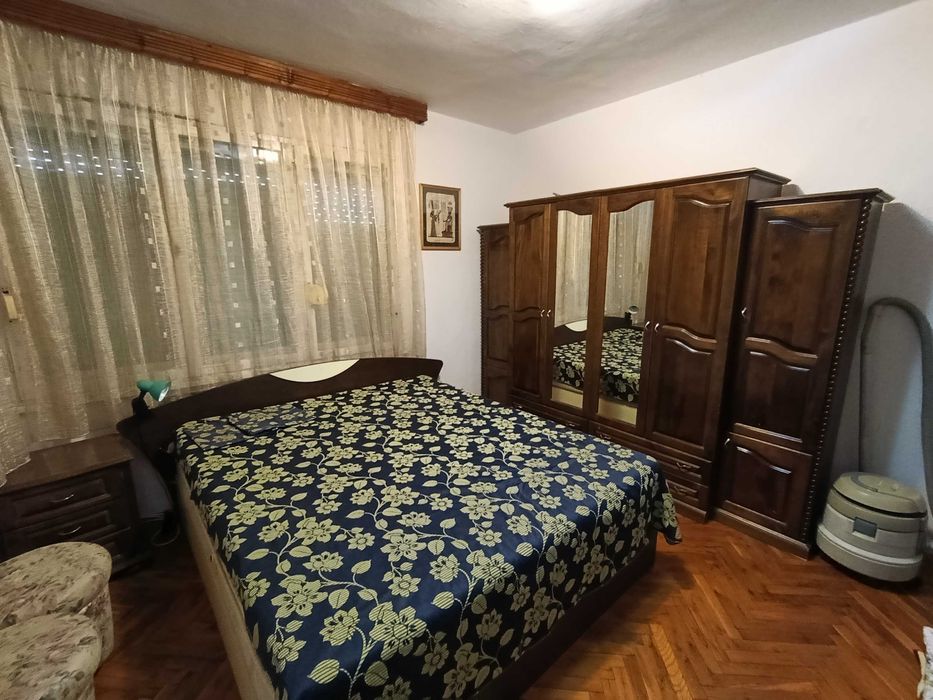 Дава се под наем Тристаен апартамент в Варна, Базар Левски - 70 кв.м за 510 € - Снимка #11