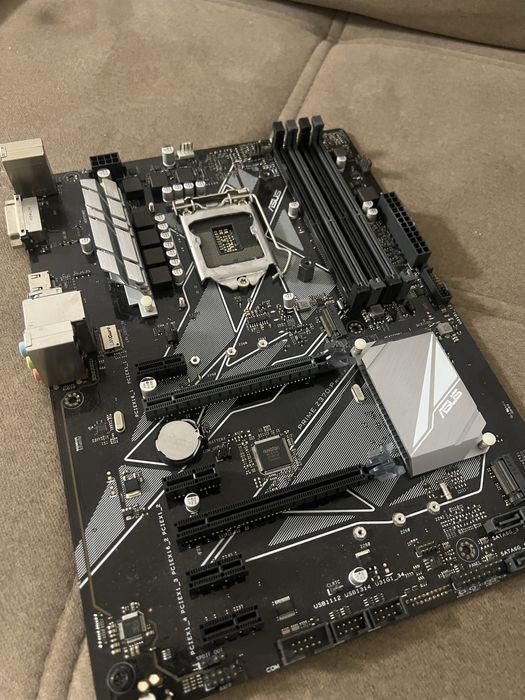 Placa de baza asus z370
