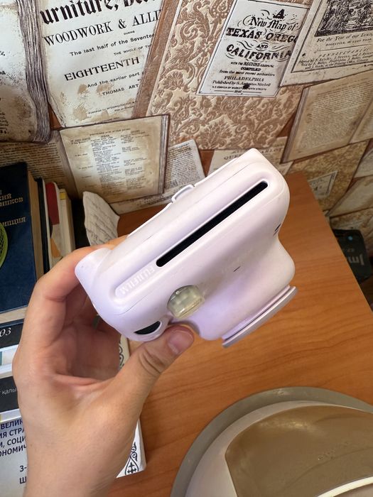 Instax фотоапарат пленочный