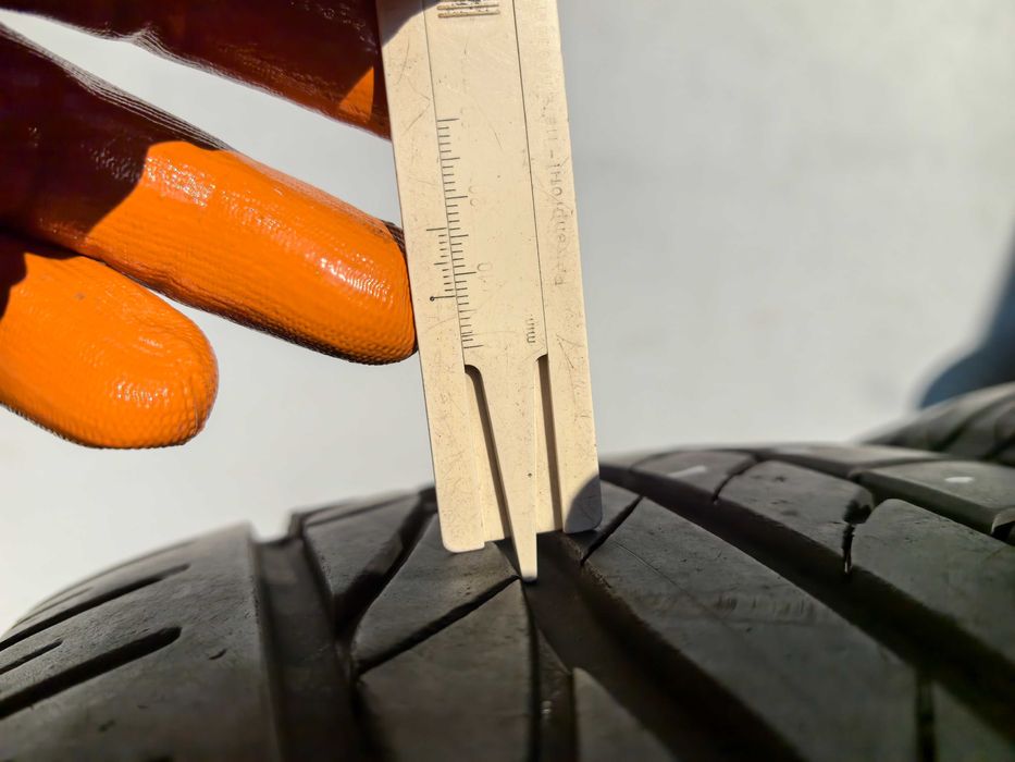 225/45/17 Бриджстоун ДОТ 2015 г