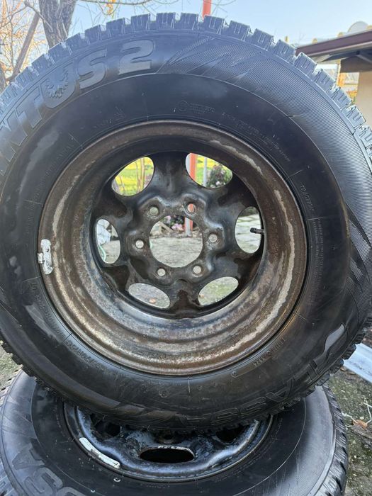 Будови Гуми 225/70/15C Lassa