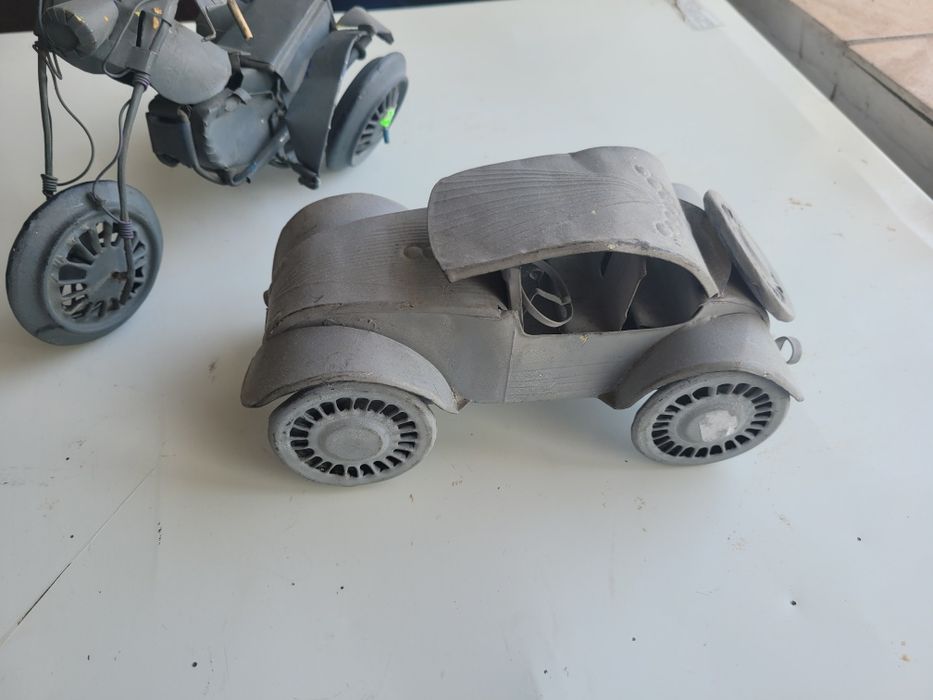 Modele masina si motocicleta aeromodelism