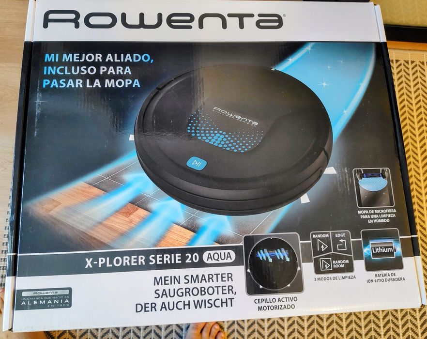 Aspirator robot folosit Rowenta X-Plorer Aqua Serie 20, sistem spălare, programabil, telecomandă, stație de încărcare, autonomie aprox. 30 min, Negru