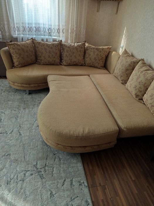 Диван угловой раздвижной