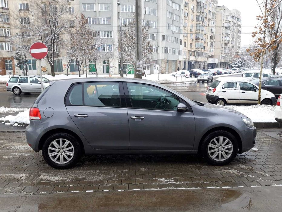VOLKSWAGEN Golf 2011 — imagine 2