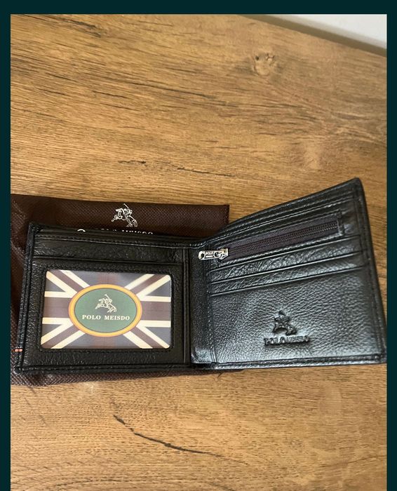 Портфейл на Polo