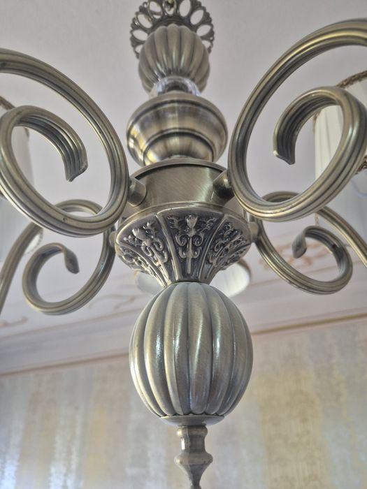 Candelabru aproape nou