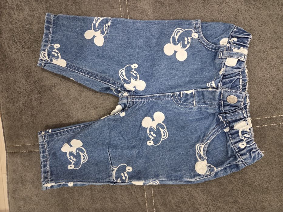 Бебешки дънки и боди HM