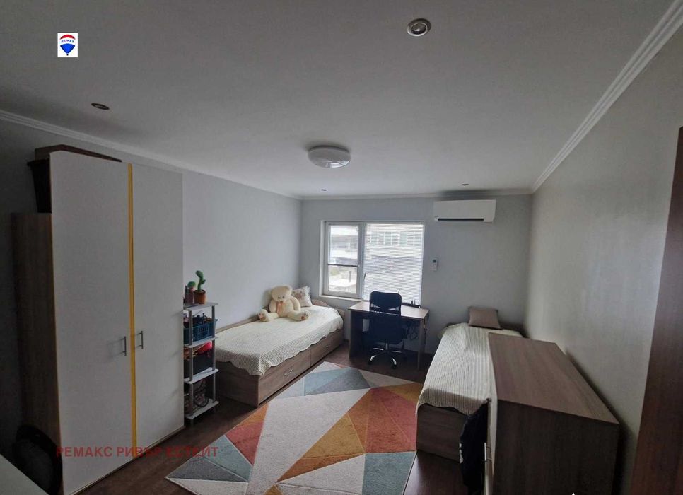 Тристаен апартамент за продажба кв. Дружба 2