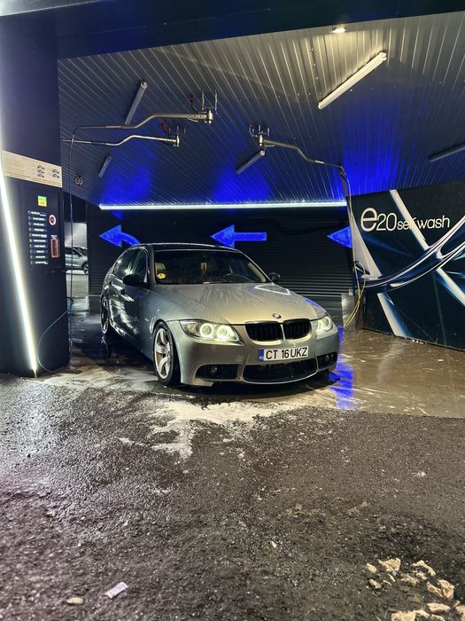 Vand/Schimb Bmw e90 Pachet M 2005 320D 163 Cp