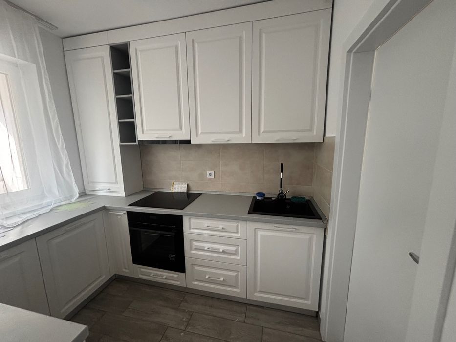 De Închiriat - Apartament 2 Camere Cetate