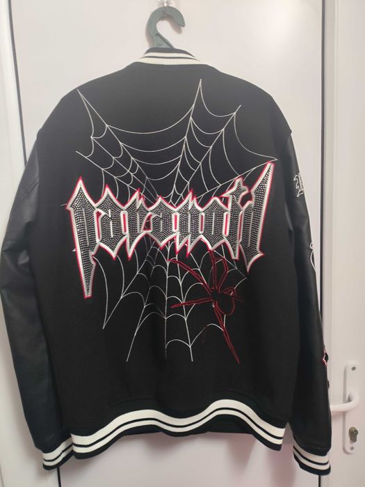 продам бомбер стильный