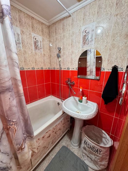 Сдам 2 комнатную квартиру