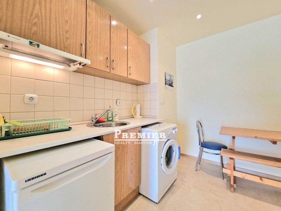 Продава се Двустаен апартамент в к.к. Слънчев бряг - 100 кв.м за 950 €/кв.м - Снимка #1