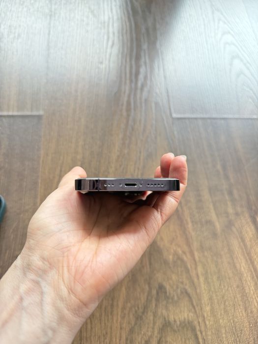 iPhone 14 Pro 256 GB culoarea Deep Purple