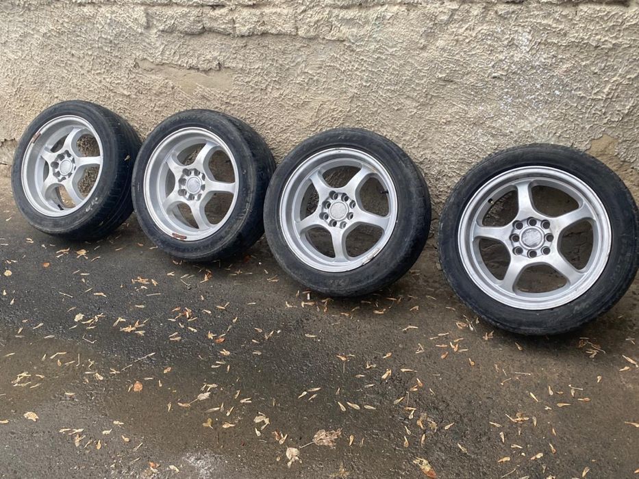 Продаю Диски r17
