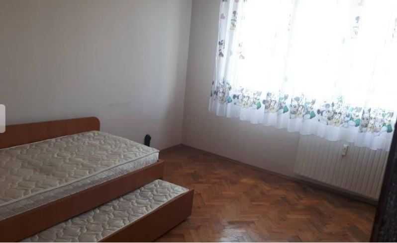 Продава се Тристаен апартамент в София, Света Троица - 82 кв.м за 2135 €/кв.м - Снимка #2