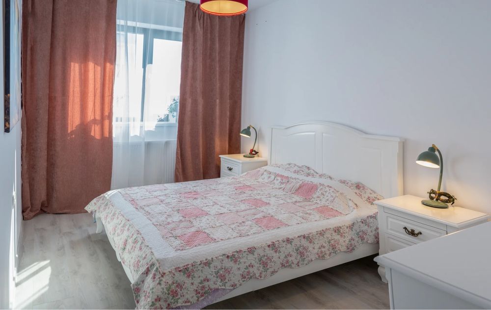 Proprietar/Persoana fizica/particular- Vand apartament in Hils Pallady zina Titan sector 3 mobilat+ loc parcare teran. Metrou, ikea, magazine aproape,