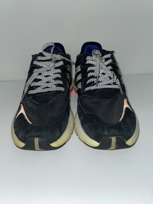 Кроссовки   спортивные