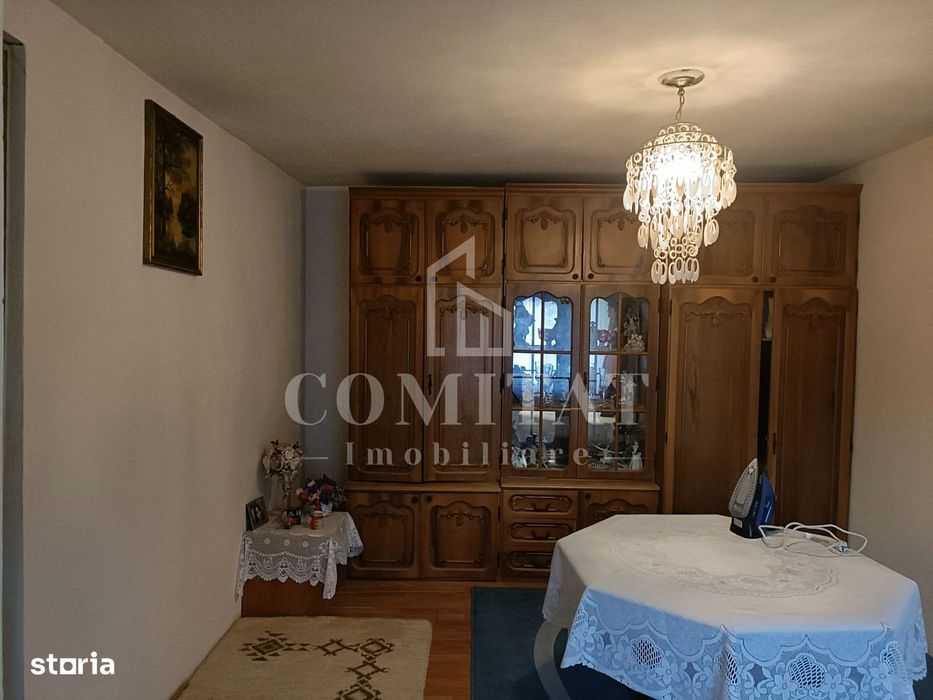 Casa 4 camere de vânzare zona Sala Polivalentă