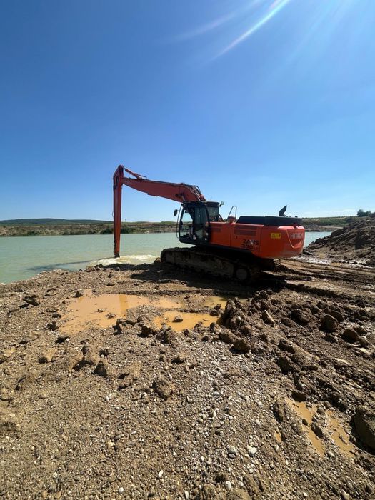 Excavator Hitachi zx350LC-5B