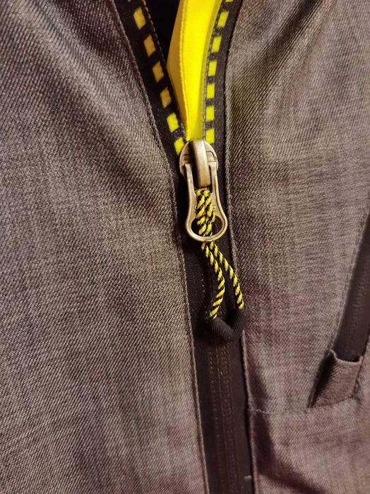 Geaca iarna/ski Crivit, groasa, impermeabila, marimea S, noua