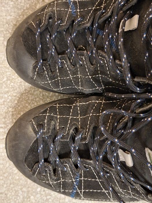 Планински обувки за трекинг Dolomite