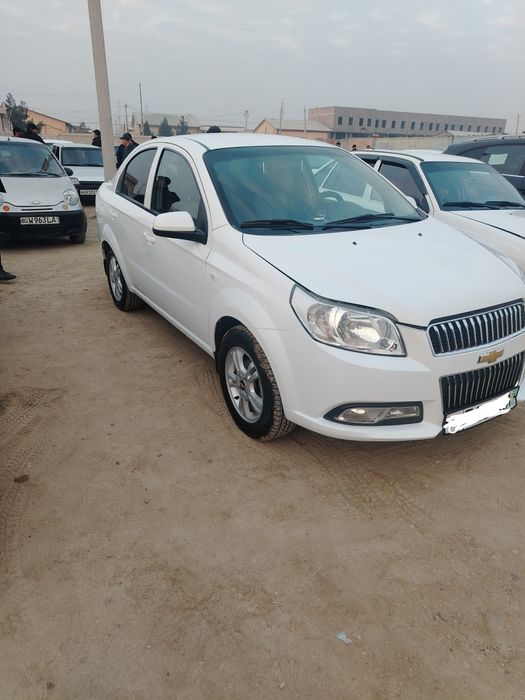 Nexia 3 aftomat. Yili 2020.