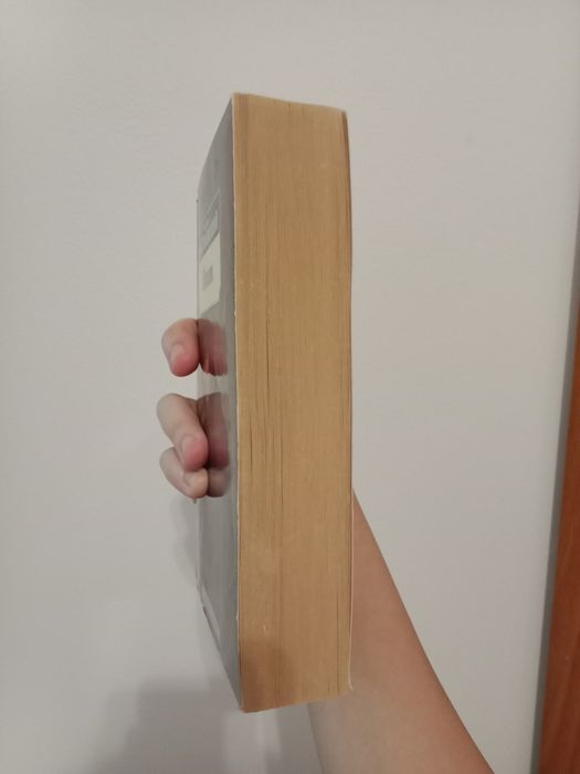 Срочно продам книгу "Идиот"