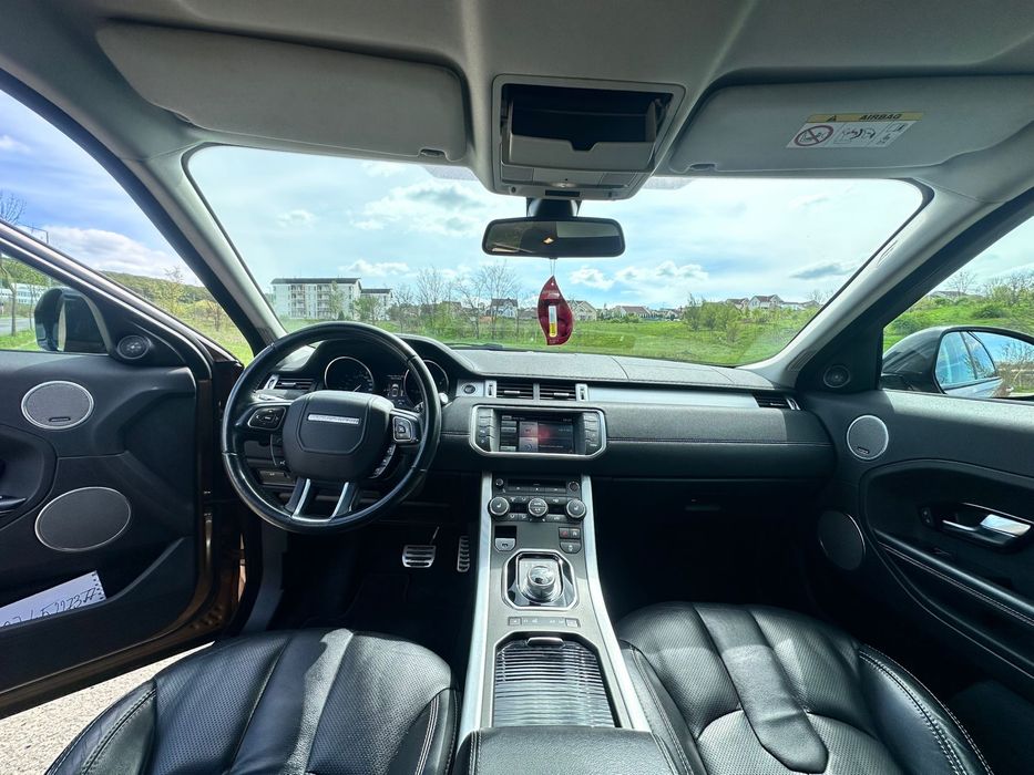Land Rover - range rover evoque