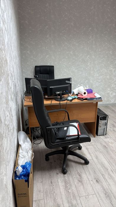 Продам офисную мебель