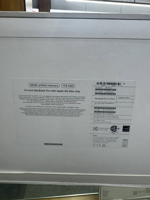 Macbook pro 14 36/1tb m3 max