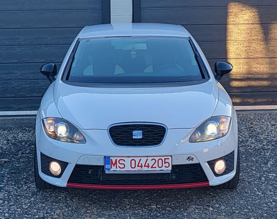 SEAT Leon 2012 — imagine 2