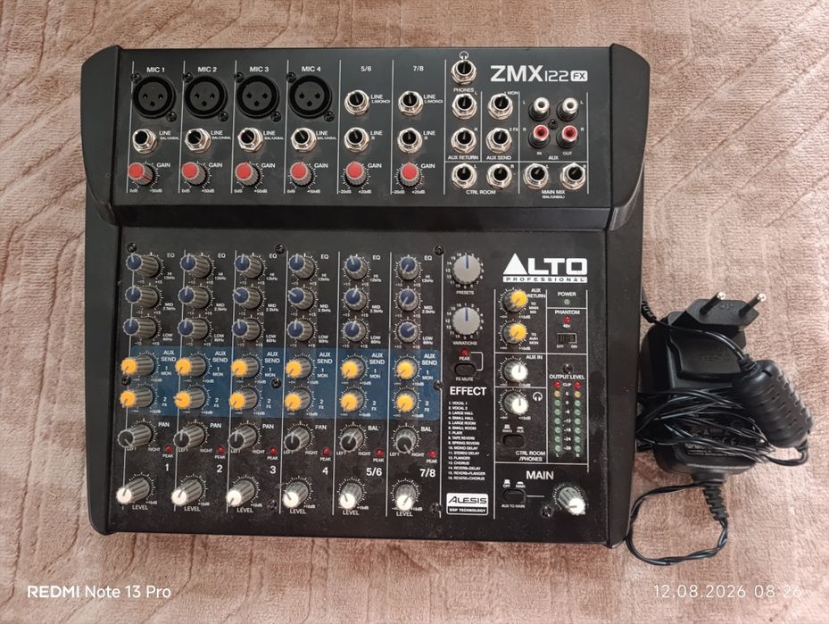 ZEPHYR ZMX122FX от Alto Professional