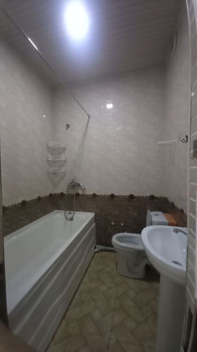 срочно сотилади 2 хонали Гиштли уй