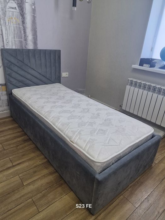 Продам кровать обномесный