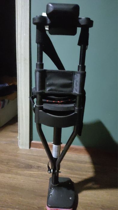 Подколенный костыль, б/у