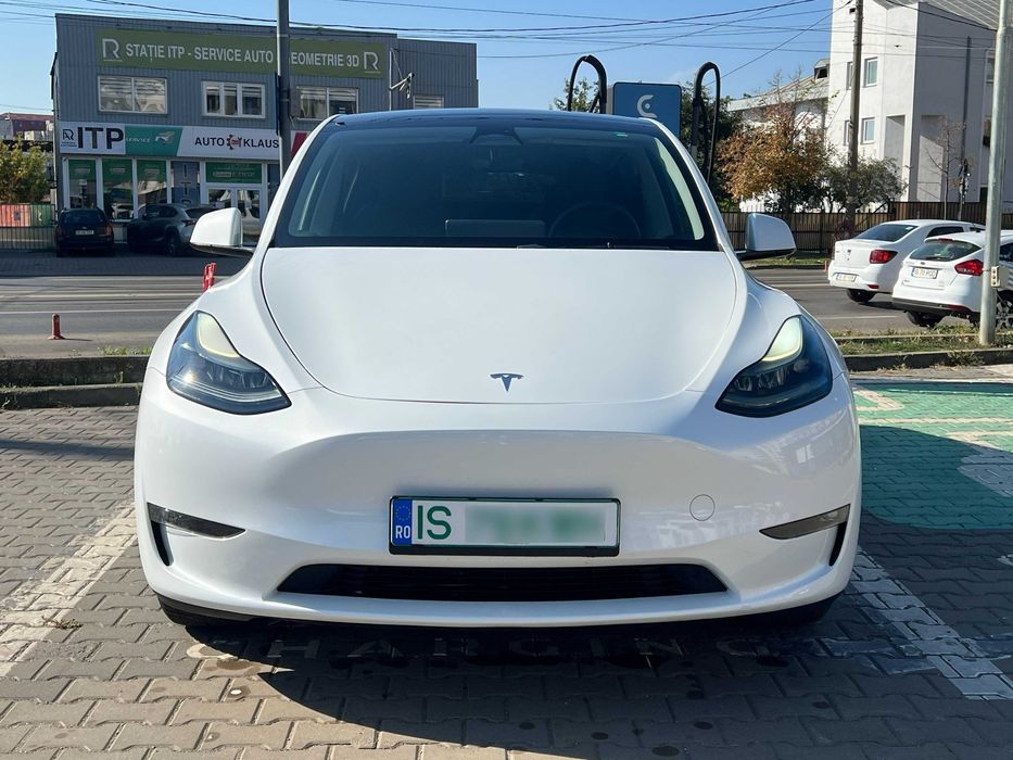 Tesla Model Y Long range 4x4 TVA deductibil