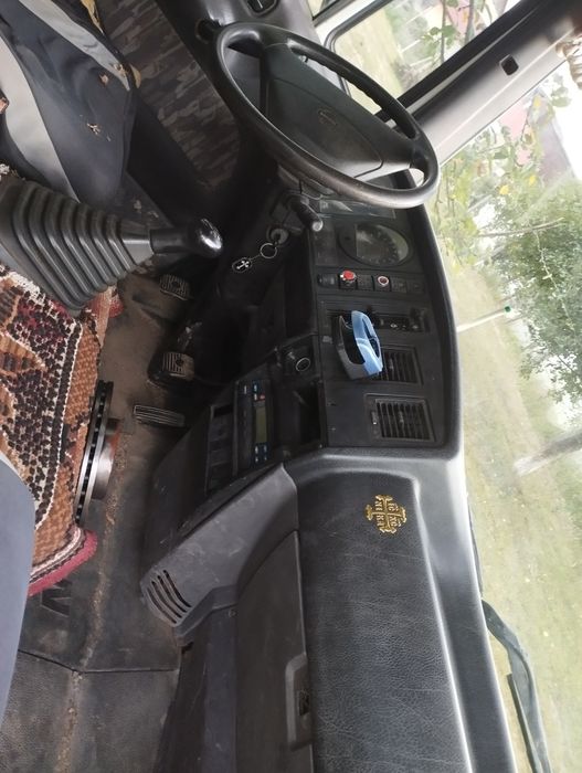 Nissan atleon de 8 t sau schimb