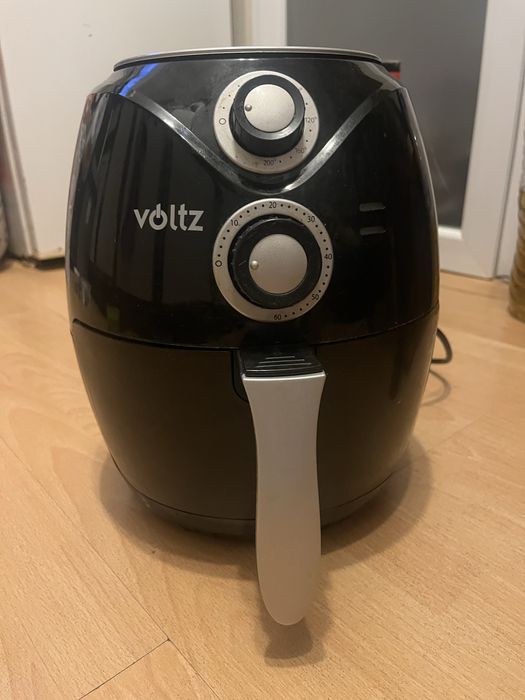 Фритюрник с горещ въздух Voltz