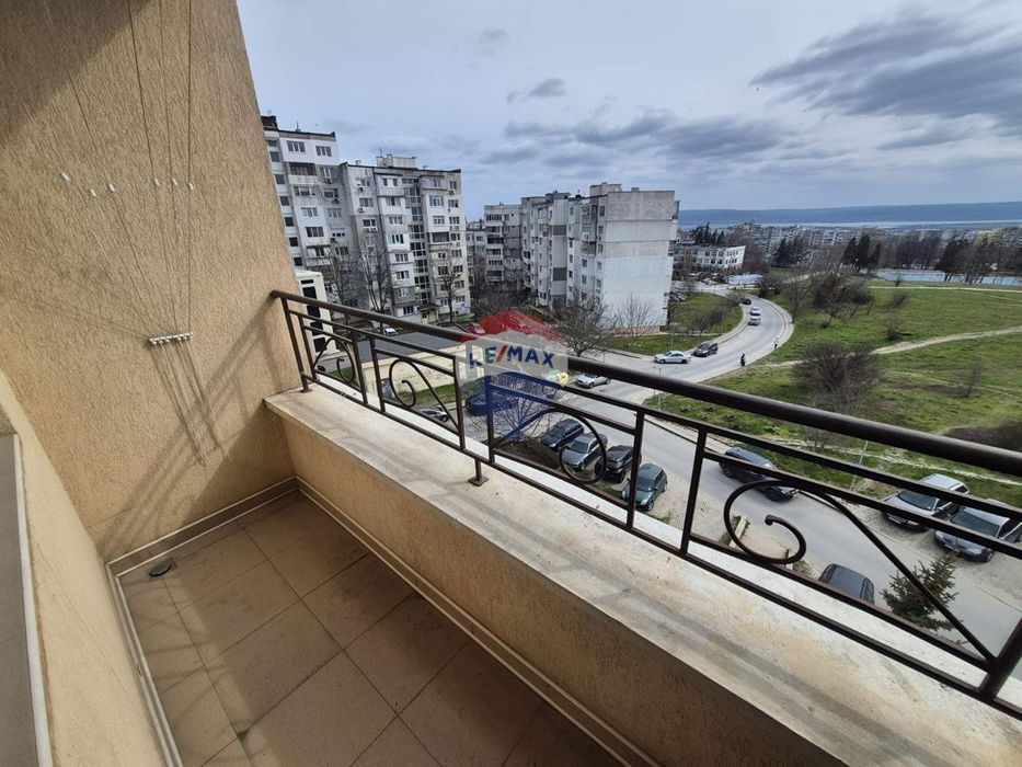 Двустаен апартамент, кв. Вл. Варненчик Т4597