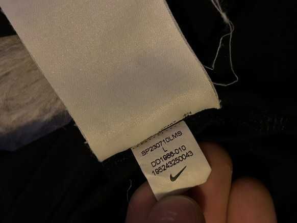 Bluza Nike Pro neagră – mărimea L