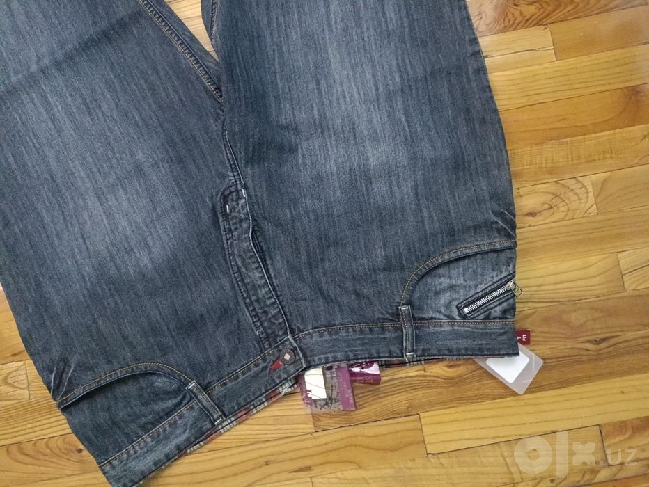 Мужские джинсы большого размера.