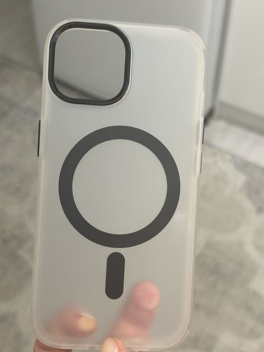 Продается чехол айфон для айфон 15