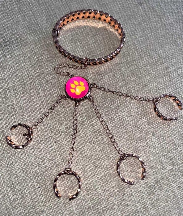 Кутия и Чудотворци на Калинката и Черния котарак