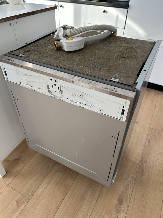 Masina de spalat vase Miele