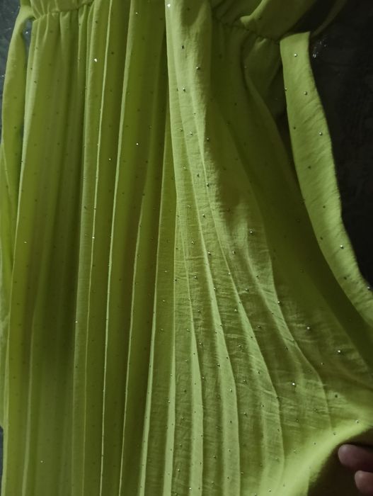 Rochie superbă, 150 lei