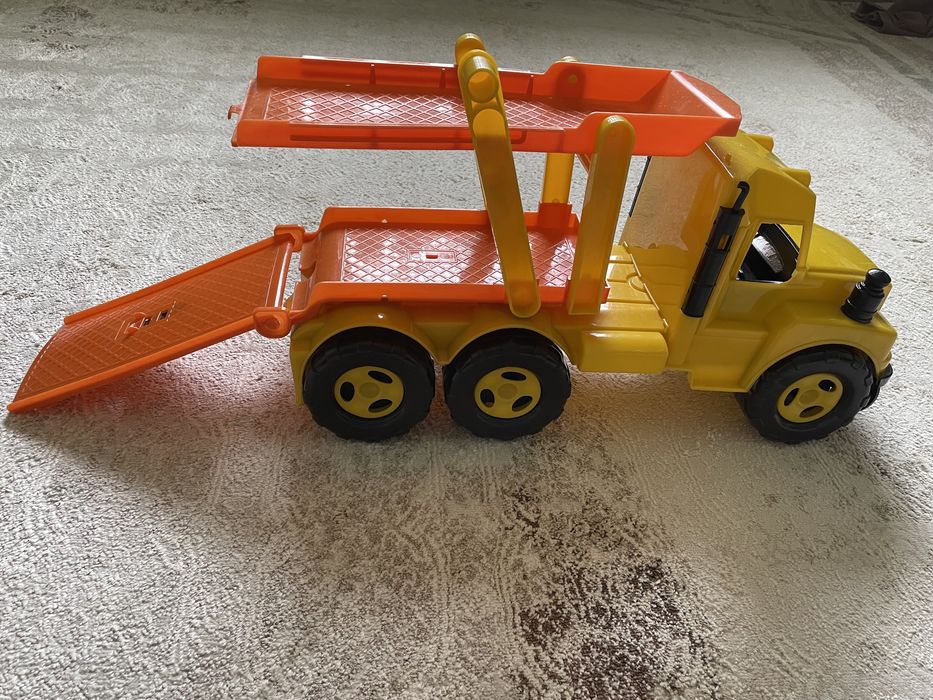 Продам Большую Игрушку - Камаз