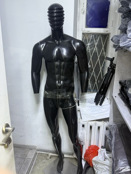 Маникен мужской